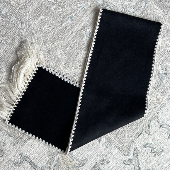 Womens coat with matching scarf - Orginially from Amazon - Picture 5 of 6